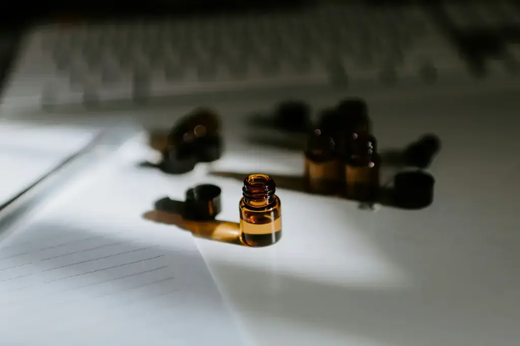 序言：探索無性戀的迷霧：點亮Aromania蠟燭之旅