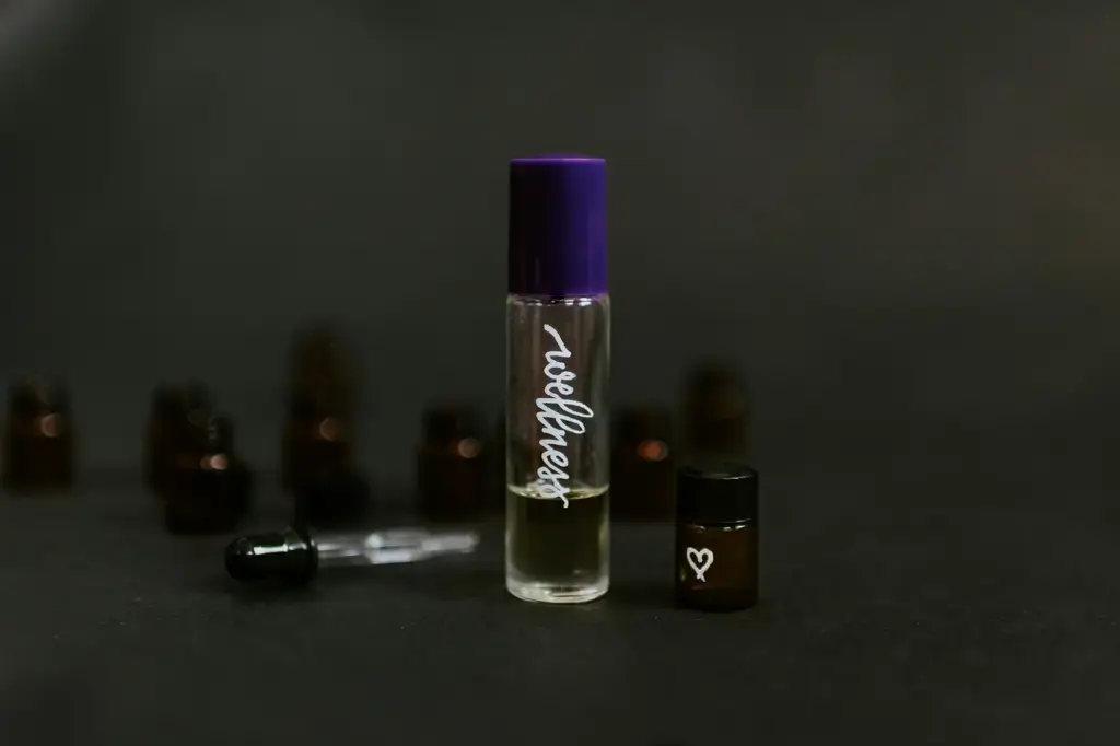 JoMalone精緻瓷器蠟燭：香氛界的藝術傑作