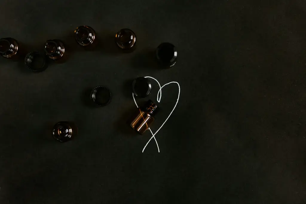 奢華香氛蠟燭，點燃優雅氣息